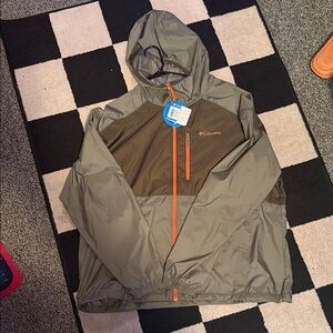 Columbia Two-Tone Green Windbreaker with Orange Zipper